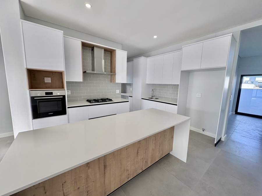 4 Bedroom Property for Sale in Sandown Western Cape